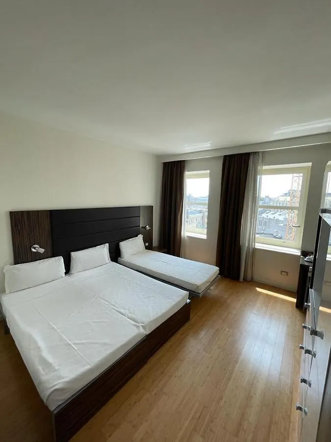 Ih Hotels Milano Centrale Guest House