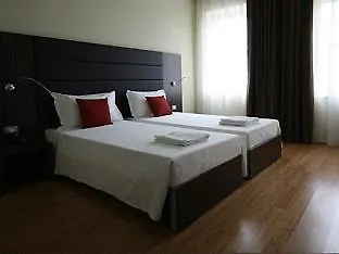 Ih Hotels Milano Centrale Guest House 0*,