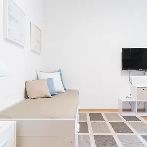 Apartment Italianway-de Cristoforis 5, Milan