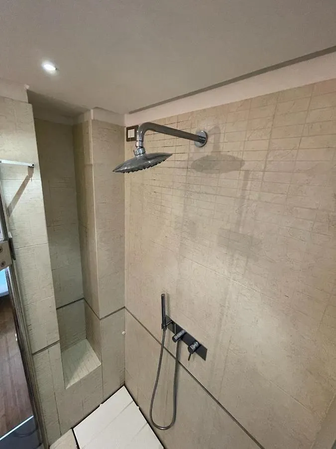Ih Hotels Milano Centrale Guest House