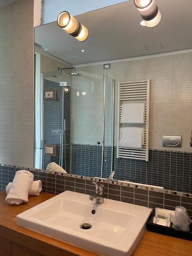 Ih Hotels Milano Centrale Guest House Italy